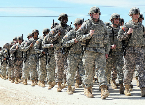 צבא ארה"ב צועד. בקרוב מצעד הגאווה? (צילום: The National Guard)